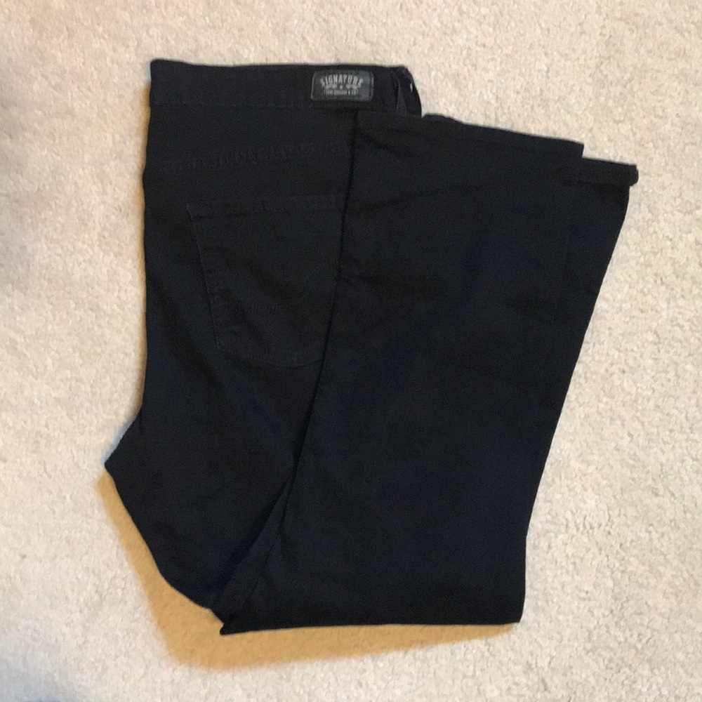 Black straight jean Levi’s size 22
